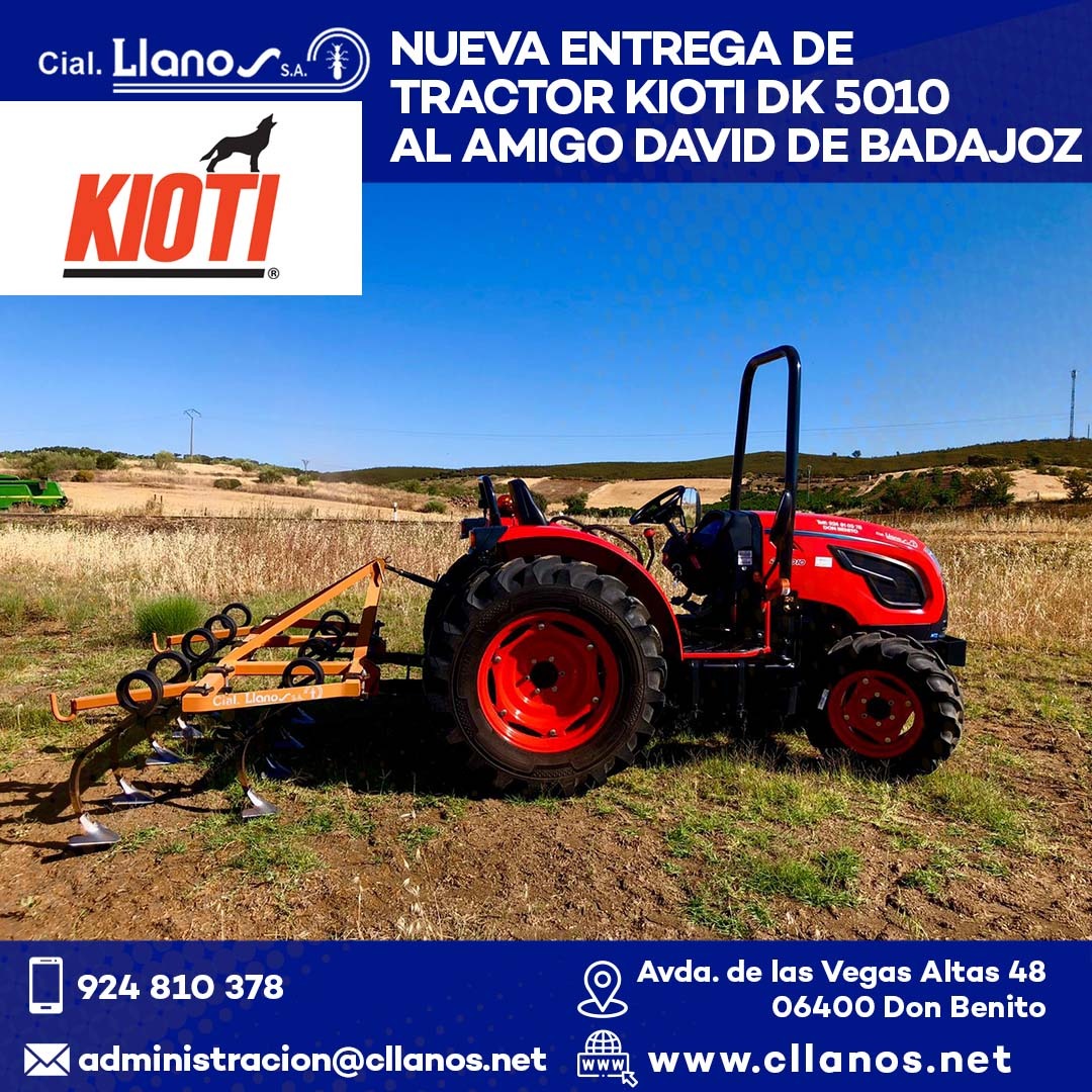 comercial llanos maquinaria agrícola y jardinería-NUEVA ENTREGA DE TRACTOR KIOTI DK 5010 AL AMIGO DAVID DE BADAJOZ 3